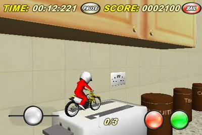 IOS игра Toy Stunt Bike. Скриншоты к игре Трюки на игрушечных байках